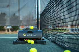 TENNIBOT – Le premier robot collecteur de balles de tennis #Retro2